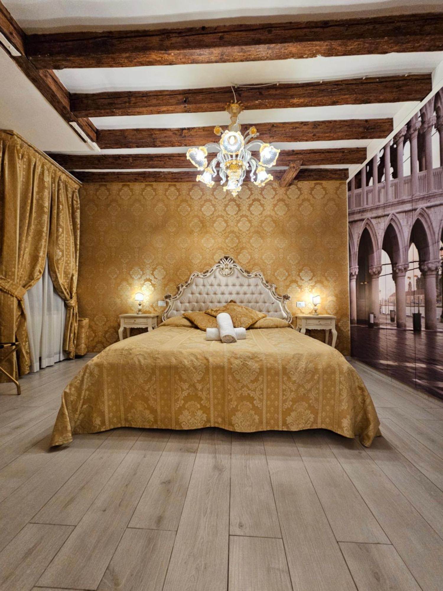 La Residenza Di Carlo Close To Piazza San Marco Venedig Eksteriør billede